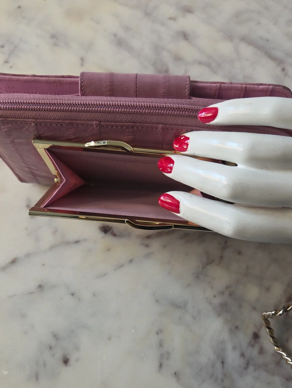 E Skin Pink Women's Zip Wallet Clutch